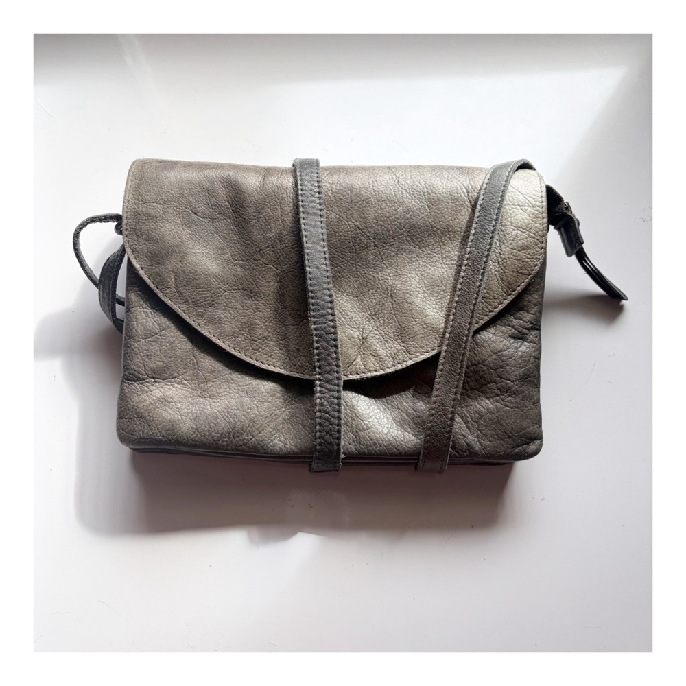 Latico Leather Marcus Crossbody Bag Charcoal - Picture 2 of 12
